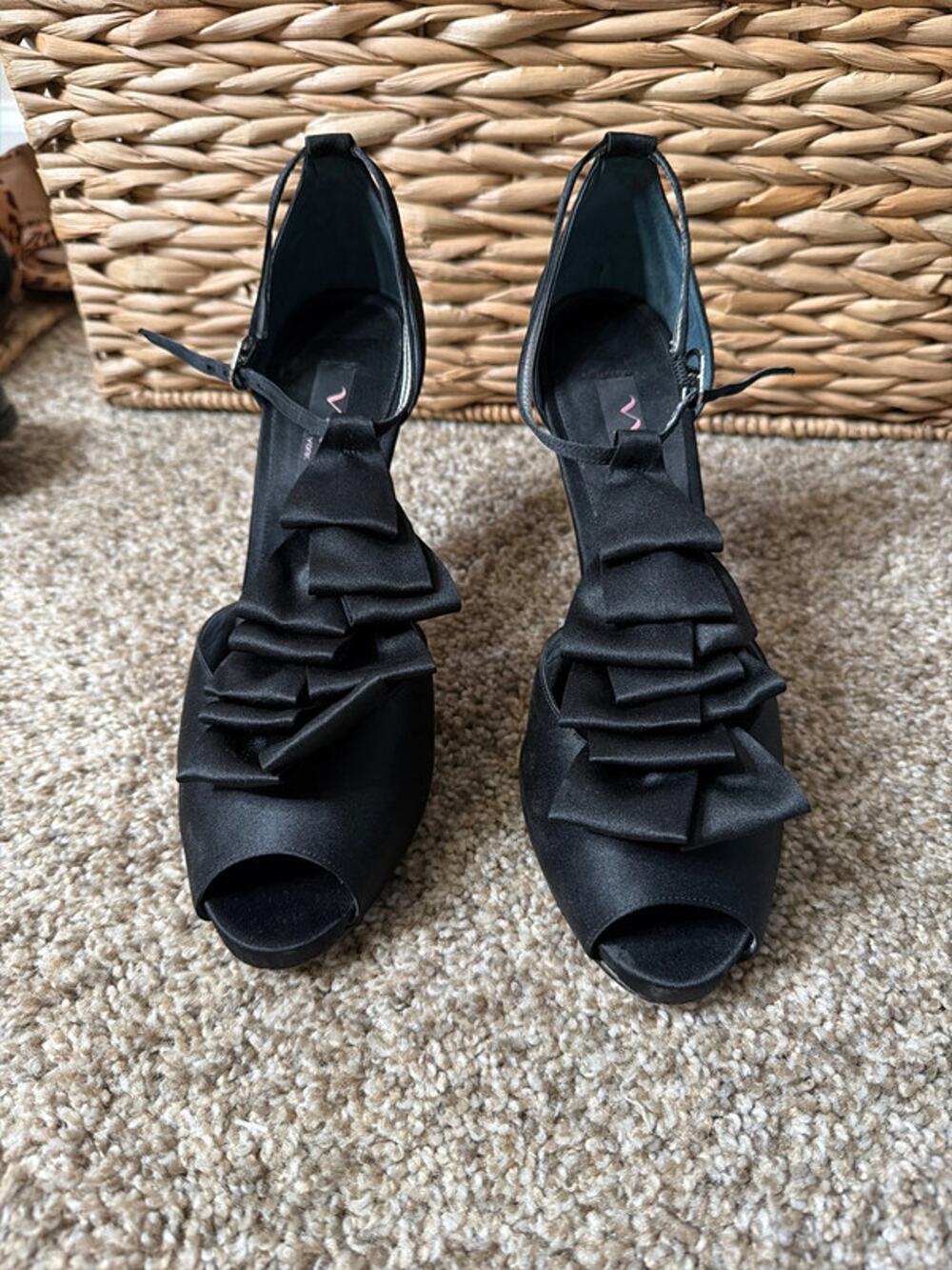 Nina black satin peep toe heels 38 682